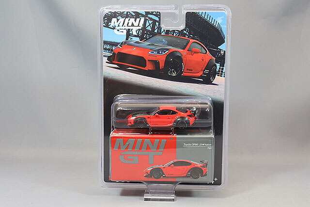 TSM ミニGT 1/64 トヨタ GR86 LB-Nation レッド 左ハンドル