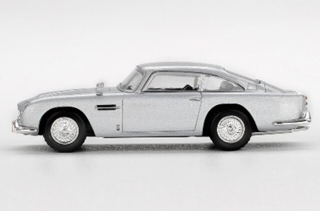 TSM ミニGT 1/64 アストンマーティン DB5 「カジノ・ロワイヤル」英語