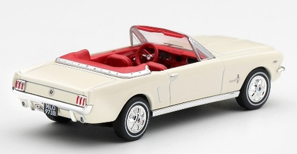 ☆予約品☆ TSM ミニGT 1/64 フォード マスタング コンバーチブル