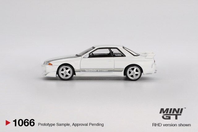 TSM ミニGT 1/64 日産 スカイライン GT-R R32 ヴェイルサイド