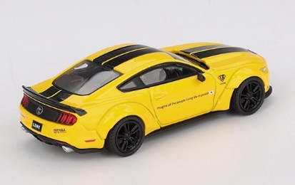 TSM ミニGT 1/64 LB-WORKS フォード マスタング トリプルイエロー 左