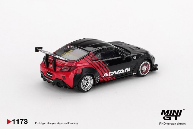 TSM ミニGT 1/64 トヨタ GR86 LB-Nation 