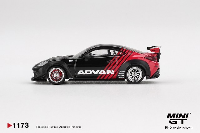 TSM ミニGT 1/64 トヨタ GR86 LB-Nation 