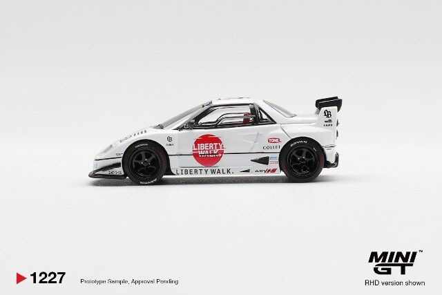 TSM ミニGT 1/64 マツダ AZ-1 リバティーウォーク LB40 LB-Hinomaru