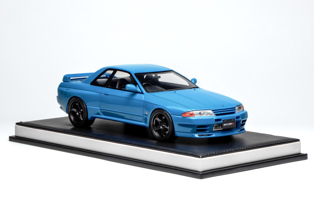 ☆予約品☆ MOTORHELIX 1/18 日産 スカイライン GT-R (R32