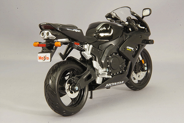 マイスト 1/12 完成品バイク ホンダ CBR1000RR mxn26g8 Amazon | マイスト 1/12 完成品バイク ホンダ CBR1000RR
