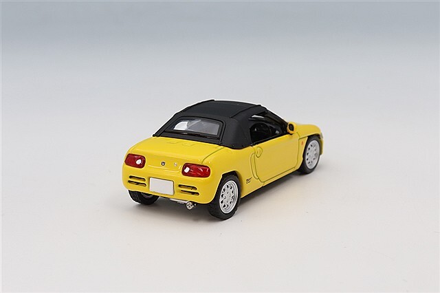MODEL MODEL 1/64 ホンダ ビート コンバーチブル 1991 イエロー