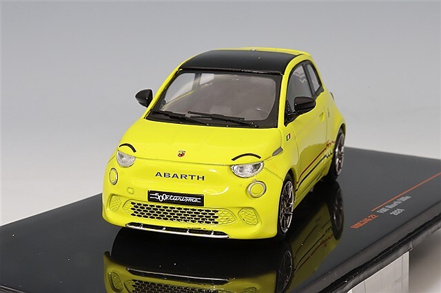 イクソ 1/43 フィアット アバルト 500e 2024 イエロー