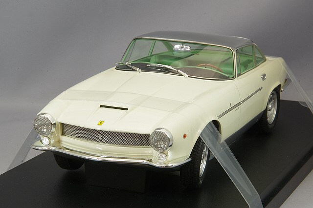MATRIX 1/18 フェラーリ 250GT ベルリネッタ SWB プロトタイプ ホワイト