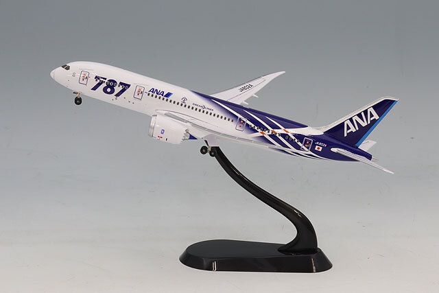 全日空商事 1/400 ボーイング 787-8 JA802A 特別塗装 【ABS樹脂製】