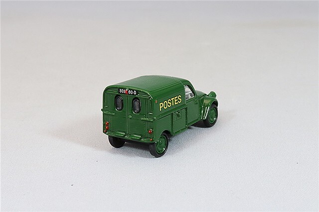 ノレブ 1/87 シトロエン 2CV AU 1952 郵便