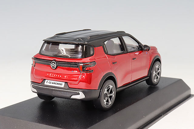 ノレブ 1/43 シトロエン C3 エアクロス 2025 エリクサーレッド/ブック