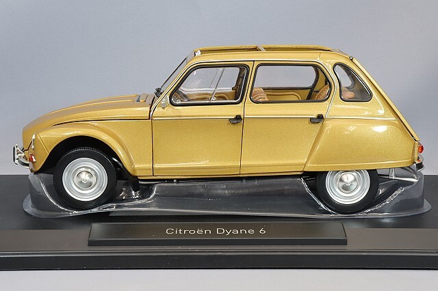 ノレブ 1/18 シトロエン ディアーヌ 1978 メタリックオパールベージュ 