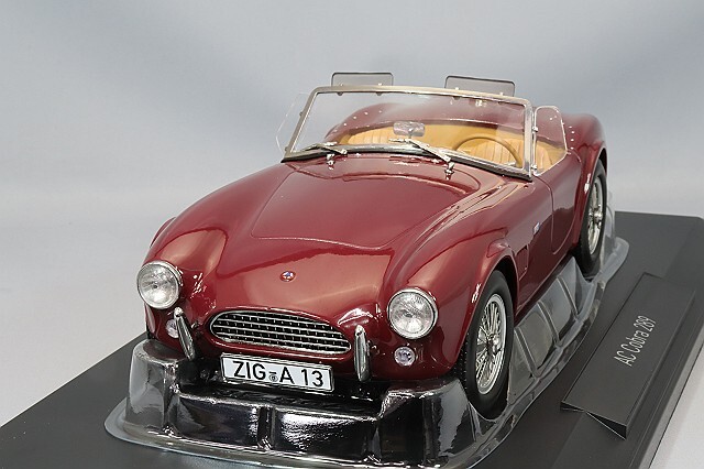 ノレブ 1/18 AC コブラ 289 1963 ダークレッド 