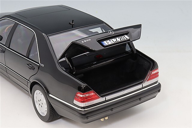 ノレブ 1/18 メルセデスベンツ S600 1997 メタリックオブシディアン