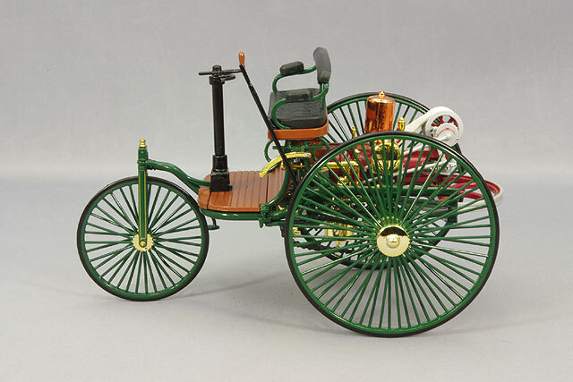 ノレブ 1/18 ベンツ パテント モトールヴァーゲン 1886 グリーン【再入荷】