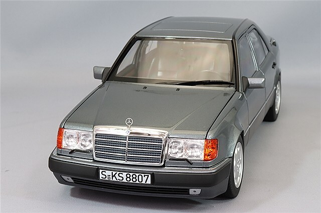 201-012 ノレブ 1/18 メルセデスベンツ 500 E 1990