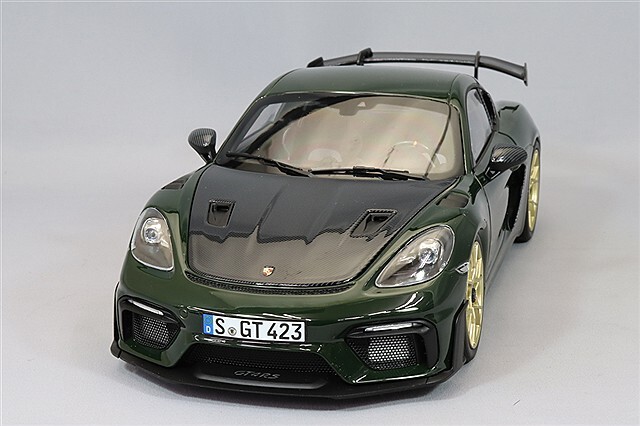 201-013 ノレブ 1/18 ポルシェ Cayman GT4 RS 2023 - メルカリ