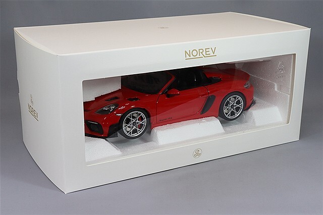 ノレブ 1/18 ポルシェ 718 スパイダー RS 2023 ガードレッド
