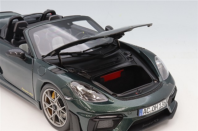 ノレブ 1/18 ポルシェ 718 スパイダー RS ヴァイザッハ パッケージ