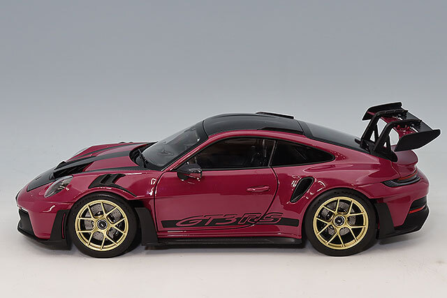 ノレブ 1/18 ポルシェ 911 GT3 RS ヴァイザッハパッケージ 2022 スター