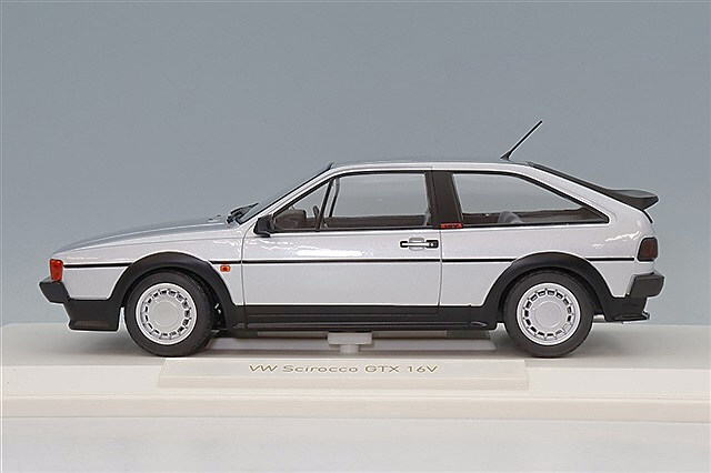 ノレブ 1/18 フォルクスワーゲン シロッコ GTX 16V 1988 フラッシュ