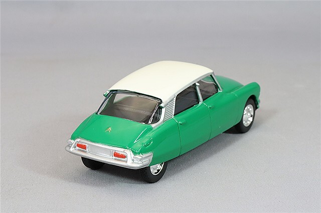 Citroën SM 1972 Black 1:18 - 300pcs – Norev