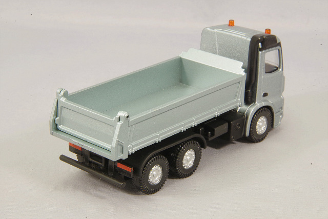 ノレブ 1/64 メルセデスベンツ アロクス グレー