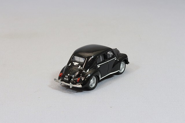 ノレブ 1/87 ルノー 4CV 1955 ブラック