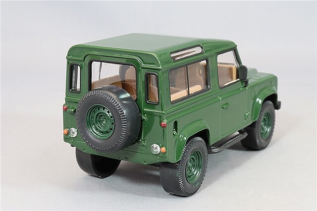 ディフェンダー　ミニカー Amazon.co.jp: OXFORD ランドローバー ディフェンダー ミニカー