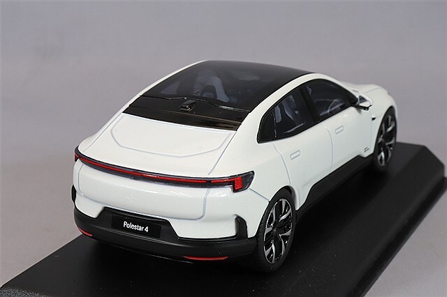 ノレブ 1/43 ポールスター 4 2024 スノー