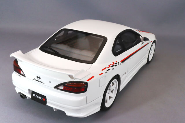 オットー 1/18 日産 シルビア S15 spec R ニスモエアロ 2000 ホワイト