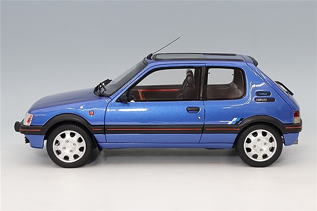 オットー 1/18 プジョー 205 1.9 GTI ル・マン 1991 ブルー