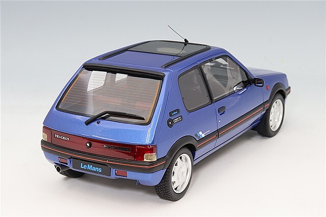 オットー 1/18 プジョー 205 1.9 GTI ル・マン 1991 ブルー