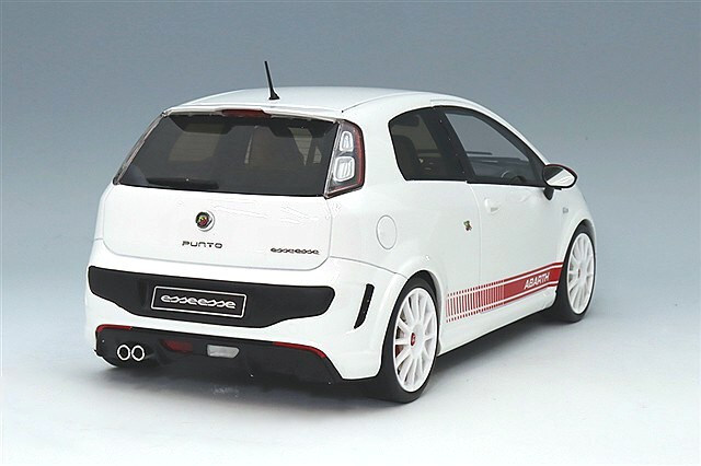 OTTO 1/18 アバルト プント エッセエッセ 2010 (ホワイト) オットー 1/18 フィアット プント アバルト エッセエッセ 2010