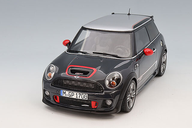 オットー 1/18 ミニ JCW GP2 R56 2012 グレー