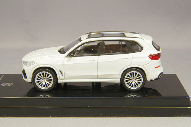 PARA64 1/64 BMW X5 G05 左ハンドル ホワイト