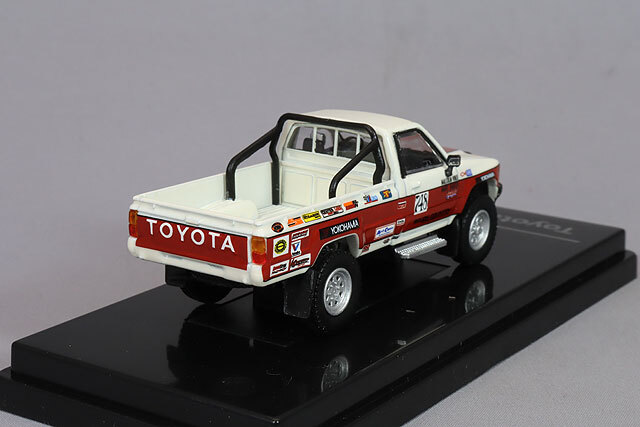 PARA64 1/64 トヨタ ハイラックス 1987年 モハーヴェ 250 左ハンドル
