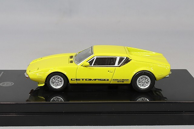 PARA64 1/64 デトマソ パンテーラ 1972 イエロー 左ハンドル