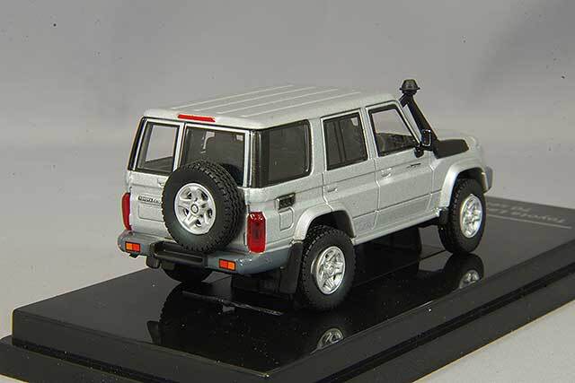4R-756 PARA 64 1/64 トヨタ ランド クルーザー LC76 PARA64 1/64 トヨタ ランドクルーザー LC76 2014 オフロード