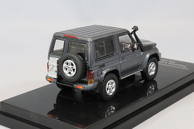 PARA64 1/64 トヨタ ランドクルーザー 71 2014 ショートホイール