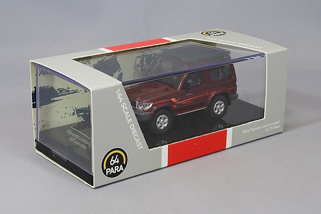 PARA64 1/64 トヨタ ランドクルーザー 71 2014 レッド 右ハンドル
