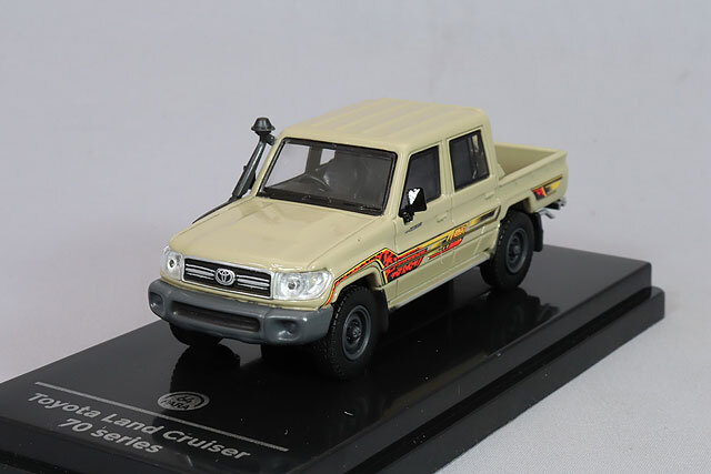 4R-757 PARA 64 1/64 トヨタ ランド クルーザー LC79 1:64 2014 Toyota Land Cruiser 79 Pickup Sandy Taupe