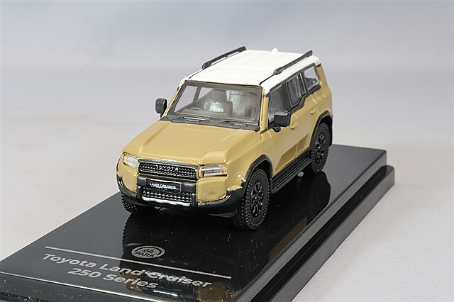 PARA64 1/64 トヨタ ランドクルーザー 250 2024 トレイルダスト
