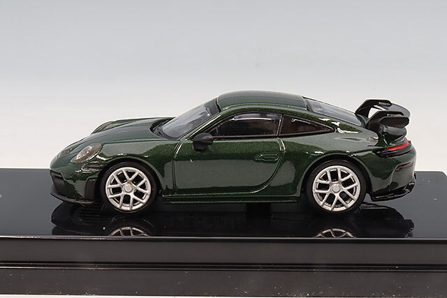 PARA64 1/64 ポルシェ 911 GT3 (992.2) 2025 オークグリーンメタリック