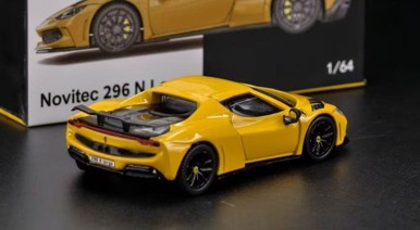 PEAKO 1/64 ノヴィテック 296 N-Largo ジャッロモデナ HEC2026 限定品