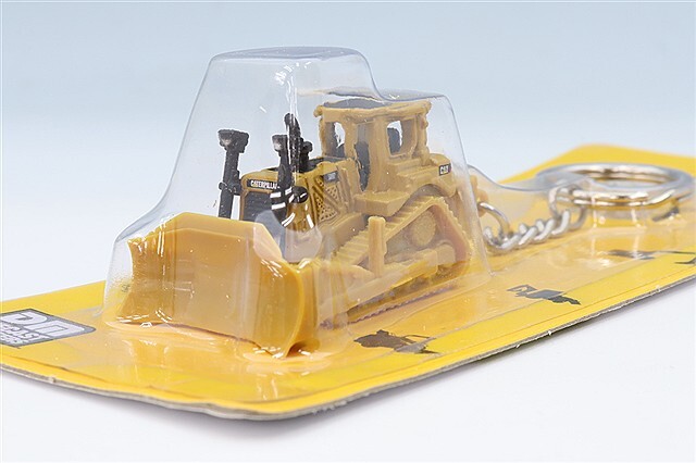 ダイキャストマスター キーホルダー CAT D8T ブルドーザ