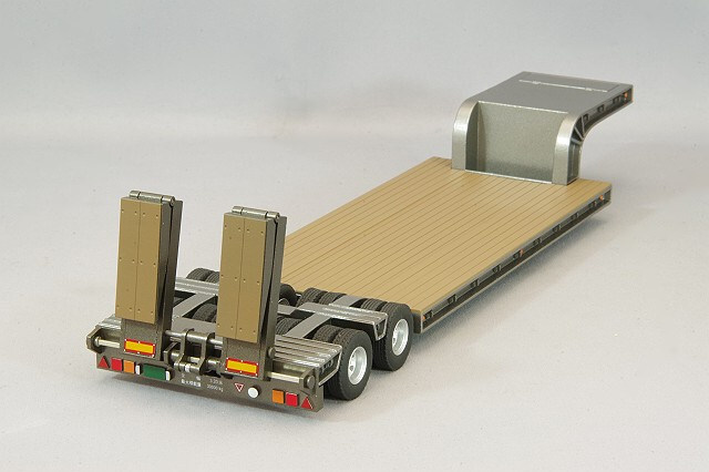 プラッツ×ケンクラフト 1/50 日野プロフィアSS 6×4 ハイルーフ ライト  