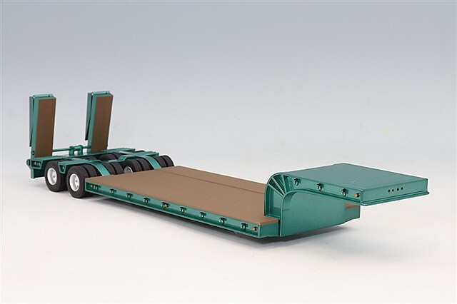 プラッツ/ケンクラフト 1/50 16輪 中低床重量物運搬用トレーラー 自動