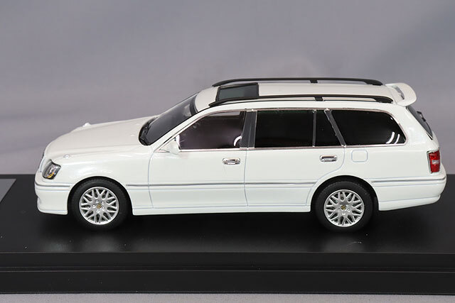 Amazon.co.jp: 1/43 ハイストーリー トヨタ クラウンエステート